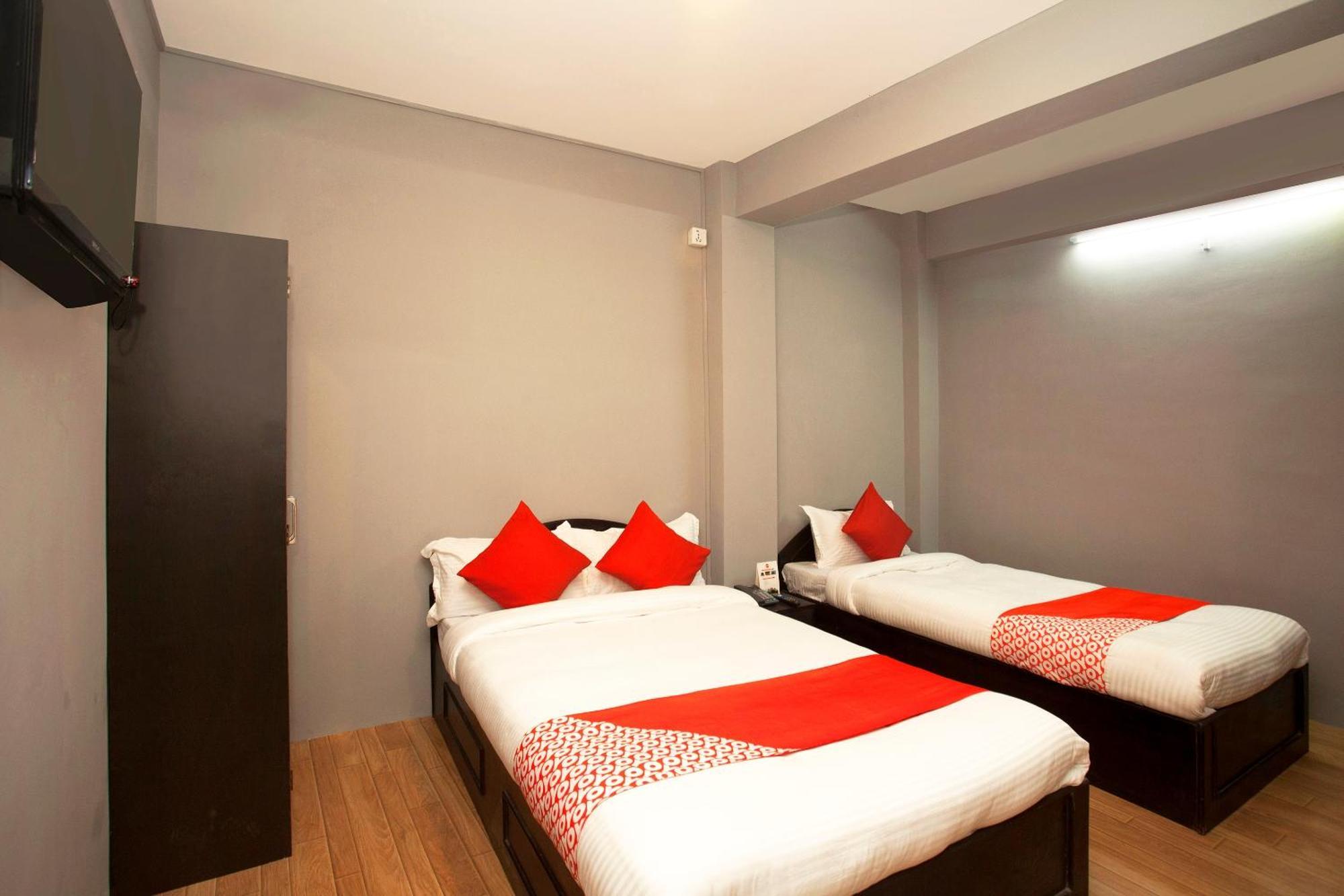 Oyo 587 Hotel Tradition Inn Kathmandu Exterior photo