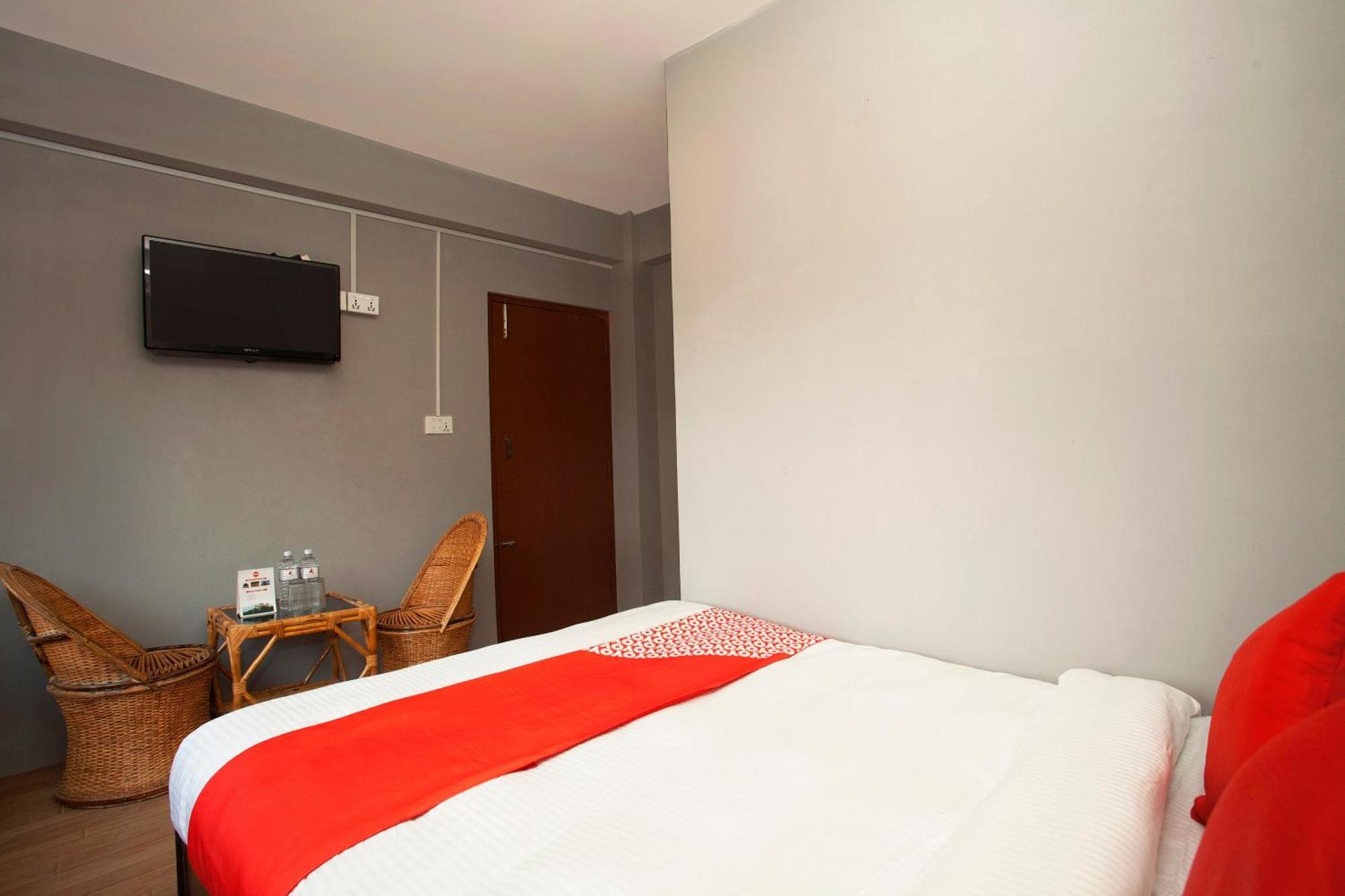 Oyo 587 Hotel Tradition Inn Kathmandu Exterior photo