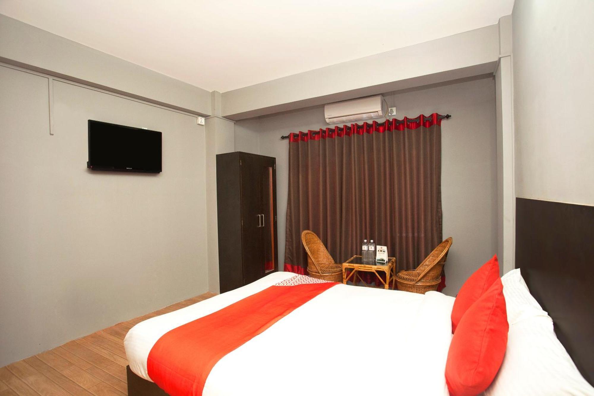 Oyo 587 Hotel Tradition Inn Kathmandu Exterior photo