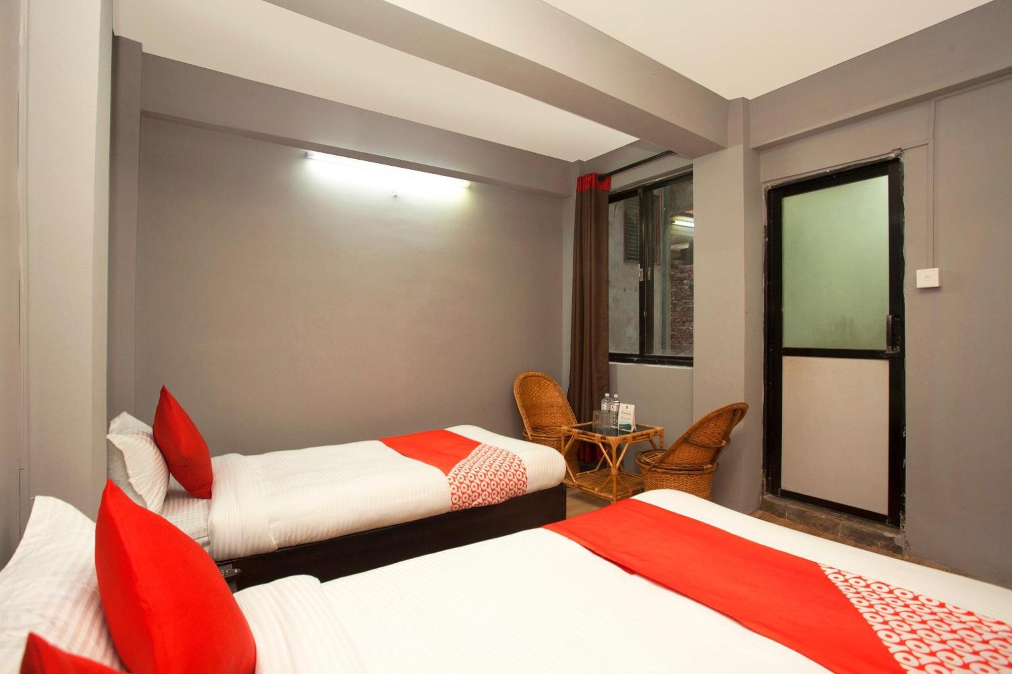 Oyo 587 Hotel Tradition Inn Kathmandu Exterior photo