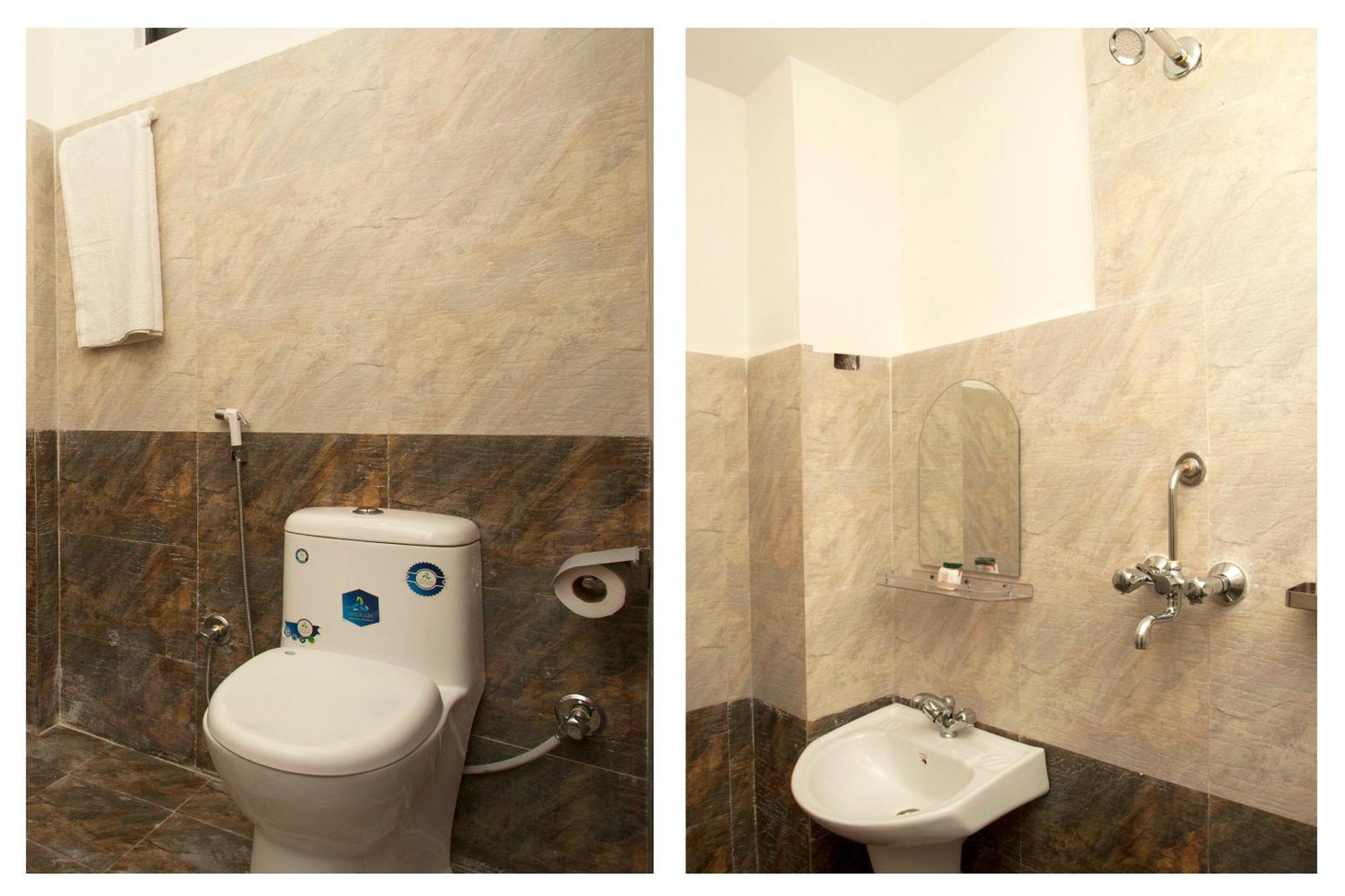 Oyo 587 Hotel Tradition Inn Kathmandu Exterior photo